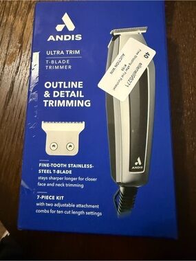 Andis Ultra Trim T-Blade Trimmer - Black and Silver
